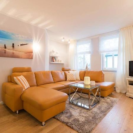 Haus Am Kurpark, App Ahlbeck Apartment Heringsdorf  Bagian luar foto