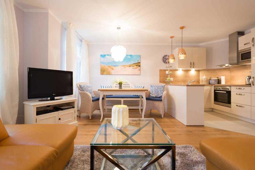 Haus Am Kurpark, App Ahlbeck Apartment Heringsdorf  Bagian luar foto