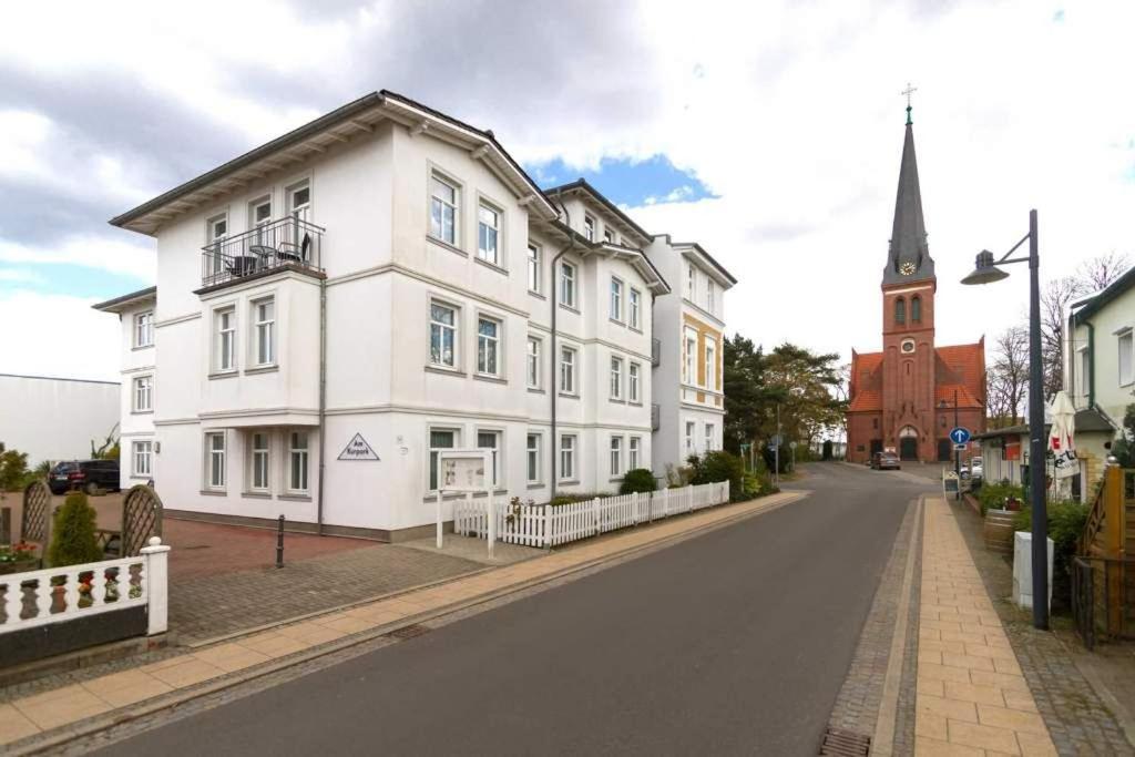 Haus Am Kurpark, App Ahlbeck Apartment Heringsdorf  Bagian luar foto